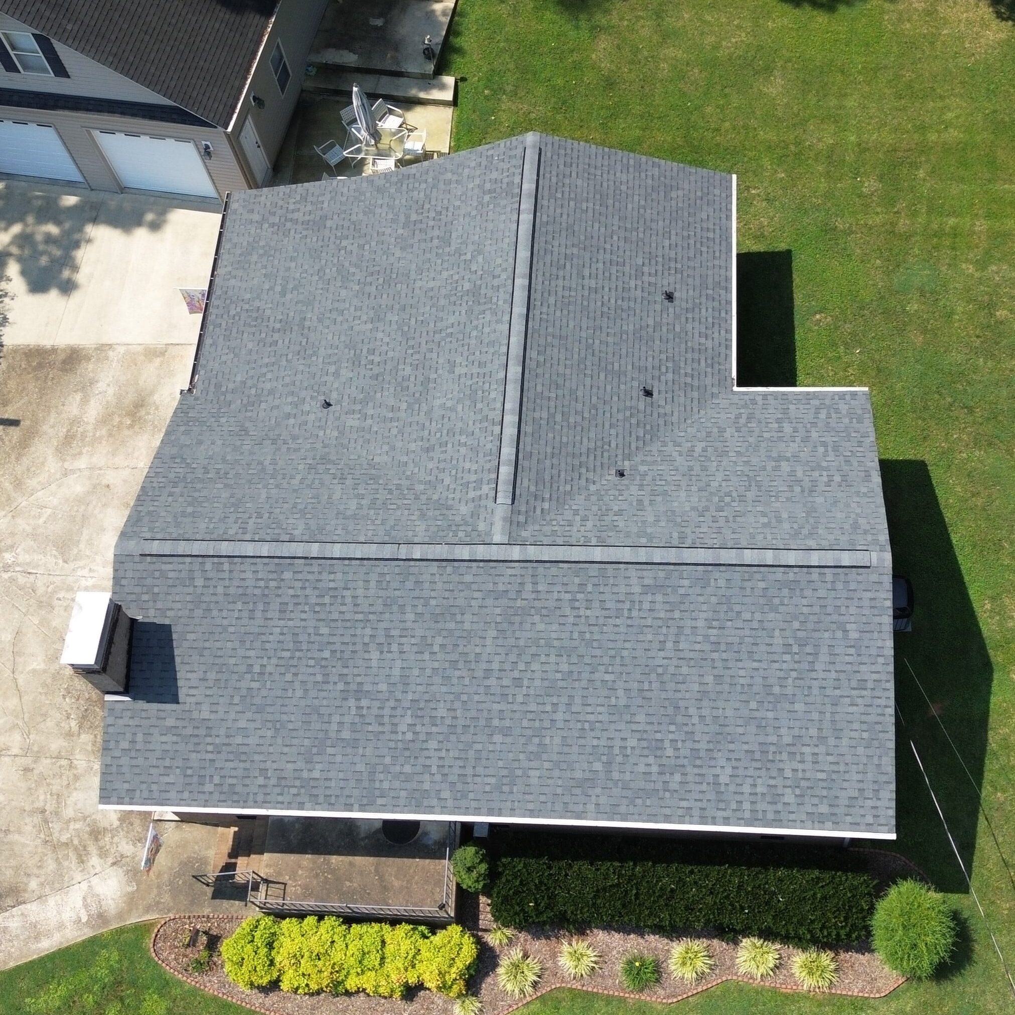 Oakridge Estate Gray